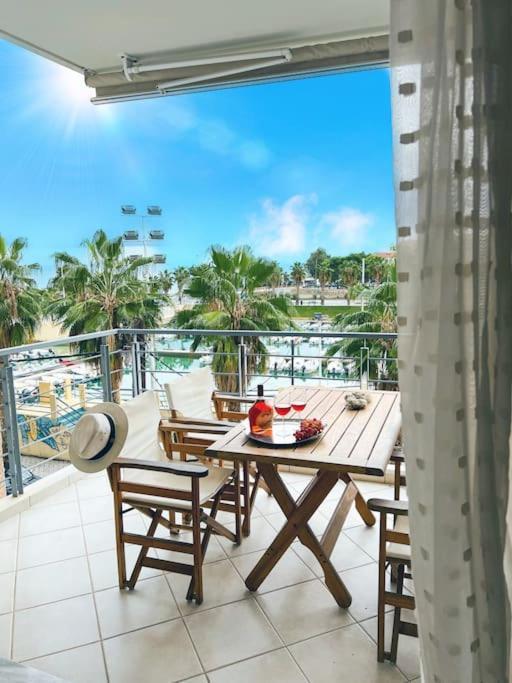 Апартаменти Mare Marina View 1 Ксилокастрон Екстер'єр фото