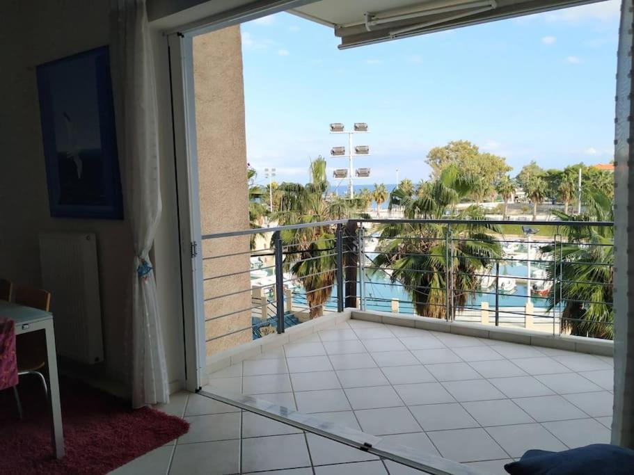 Апартаменти Mare Marina View 1 Ксилокастрон Екстер'єр фото